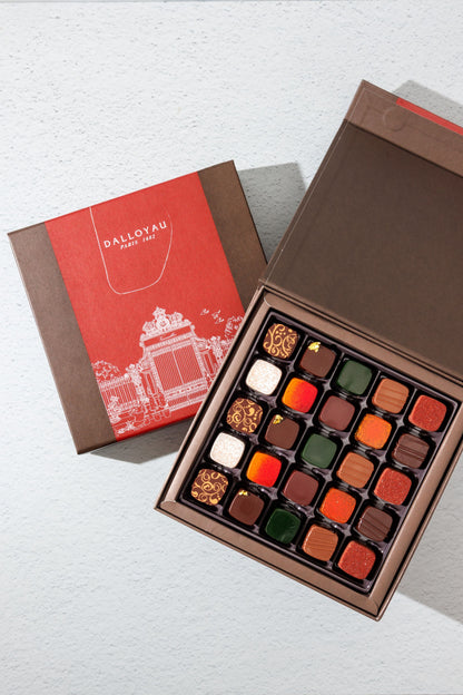 Gift Box of 25 Chocolate Bonbons