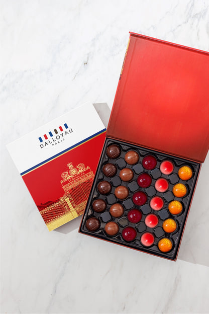 Gift Box of 25 Chocolate Bonbons - Red