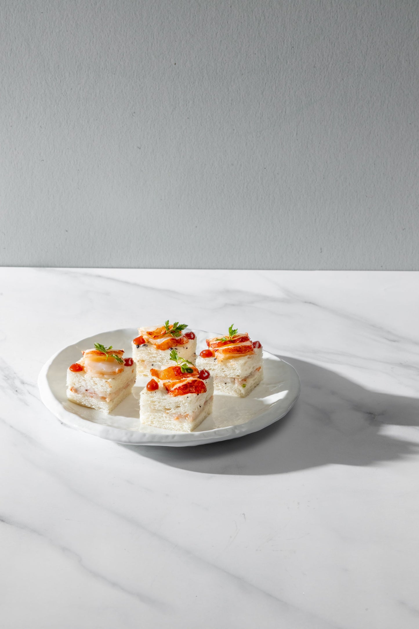 Lobster & Black Truffle Petit Sandwich, Basil & Tomato (12pcs)