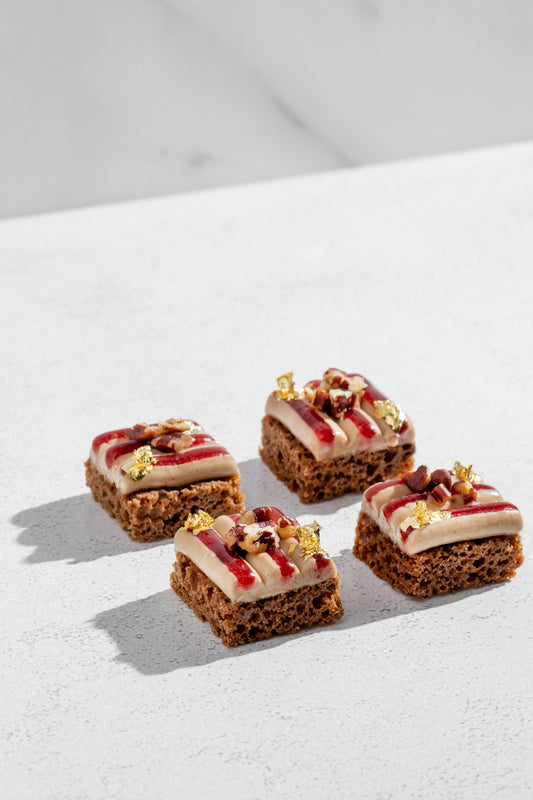 Duck Foie Gras, Gingerbread & Cranberry (12pcs)