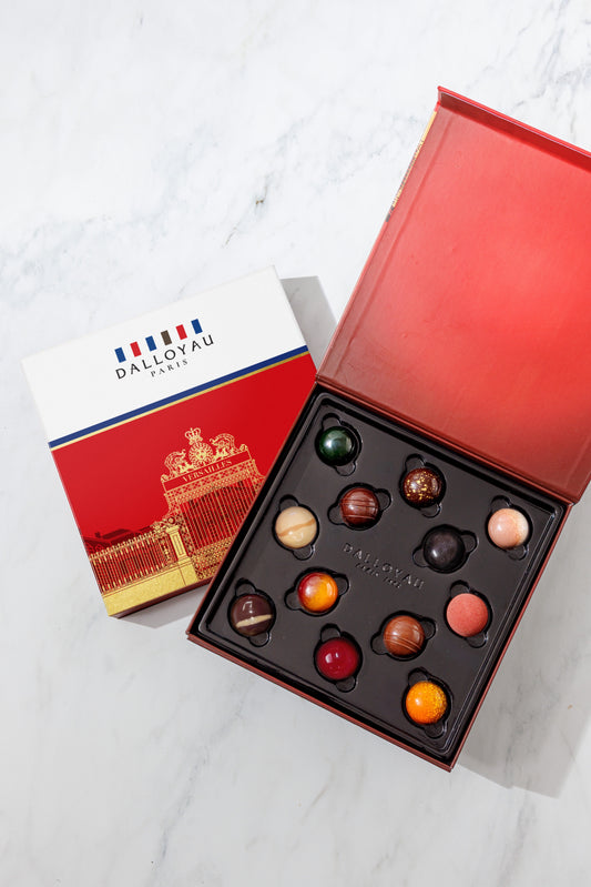 Gift Box of 12 Chocolate Bonbons - Red